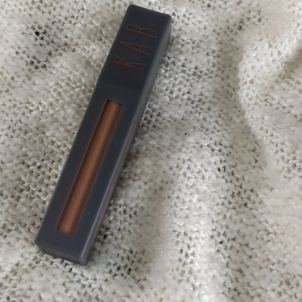 KAB Cosmetics Lip Gloss in Sending Nudes, 5g/0.175oz